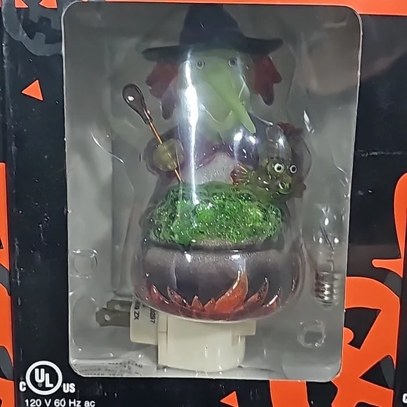 3 Pack Halloween Night Lights Pumpkin, Witch, Ghost - Picture 4 of 8